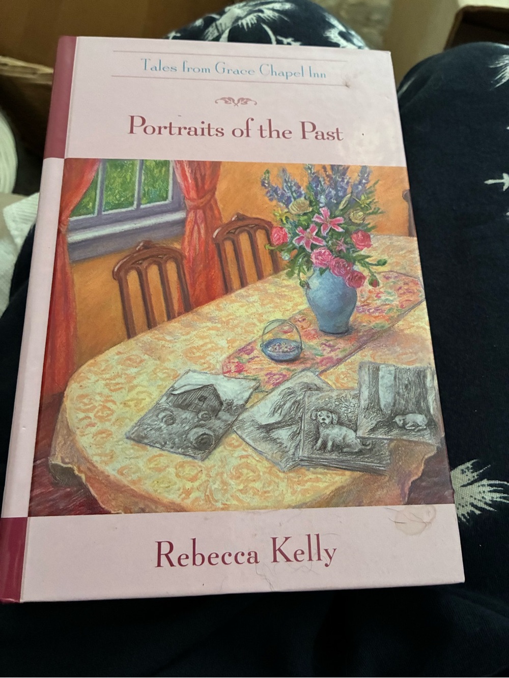 Portraits of the Past by Rebecca Kelly — Pink Cover. Grace Chapel Inn Book Serie